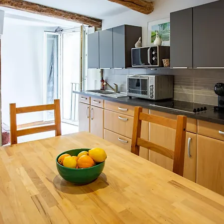 Maison De L'orb بيت للعطل *