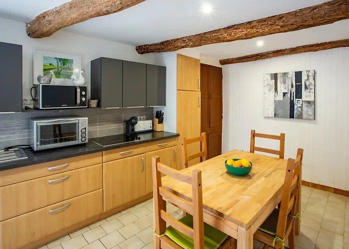 Maison De L'Orb Ferienhaus *